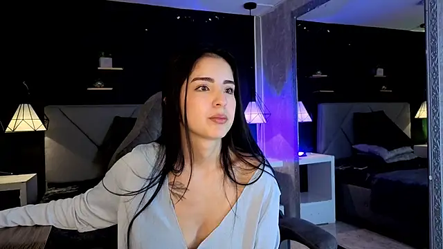 Snapshot of giapearl25 chatting on 12.02.25 giapearl25 online show from 12.02.25