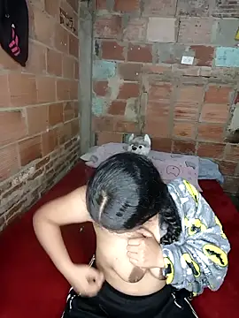 Agatha milk24 online show from 10.21.25