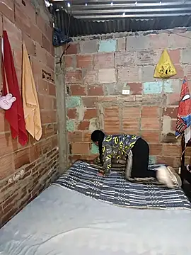 Agatha milk24 online show from 10.27.25