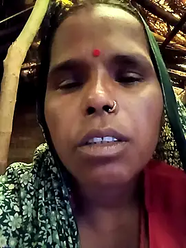 Snapshot of Janvi_tv chatting on 10.28.25 Janvi tv online show from 10.28.25