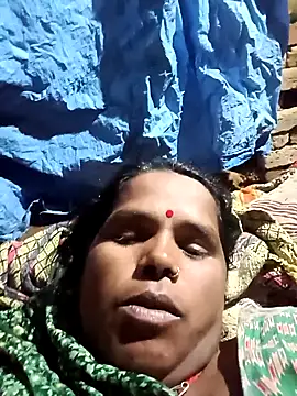 Snapshot of Janvi_tv chatting on 11.04.25 Janvi tv online show from 11.04.25