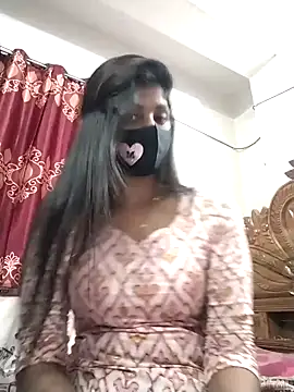 Queen-Any online show from 11.09.25