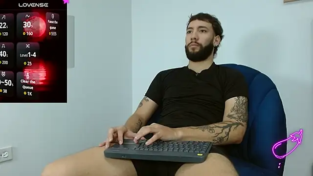 angel kyrozz online show from 11.24.25