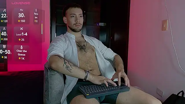 Snapshot of angel_kyrozz chatting on 04.29.26 angel kyrozz online show from 04.29.26
