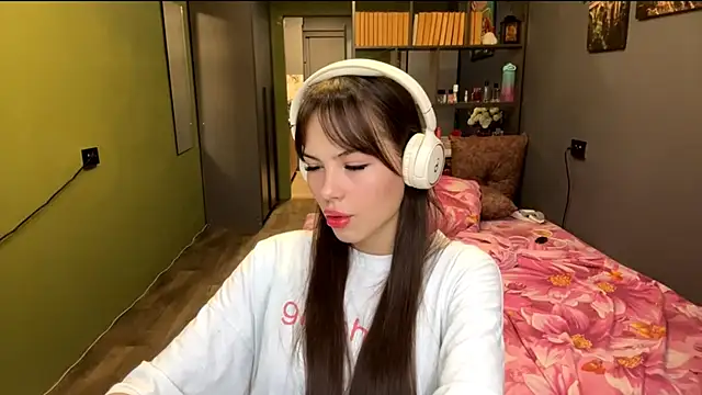 MysticAlisa online show from 10.10.25