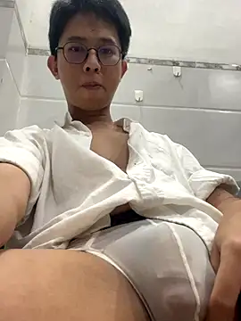 kaiden11233 online show from 10.12.25