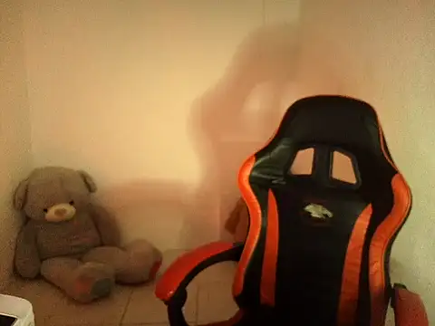 Snapshot of Savana_Maison chatting on 11.09.25 Savana Maison online show from 11.09.25