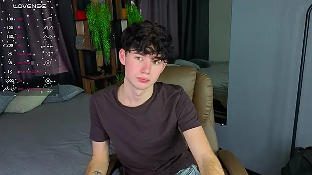 Snapshot of Cute_Mike chatting on 10.17.25 Cute Mike online show from 10.17.25