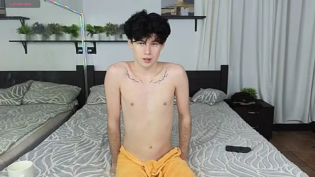 Snapshot of Cute_Mike chatting on 11.15.25 Cute Mike online show from 11.15.25