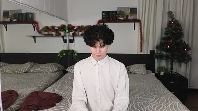 Cute Mike online show from 01.10.26