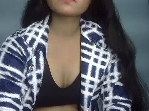 Snapshot of Joya_7 chatting on 11.13.25 Joya 7 online show from 11.13.25