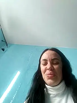 Snapshot of Stefaniyaxq chatting on 11.21.25 Stefaniyaxq online show from 11.21.25