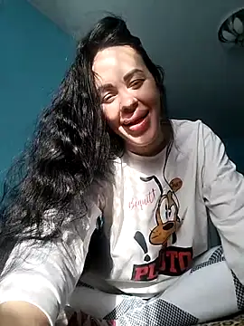 Snapshot of Stefaniyaxq chatting on 11.25.25 Stefaniyaxq online show from 11.25.25