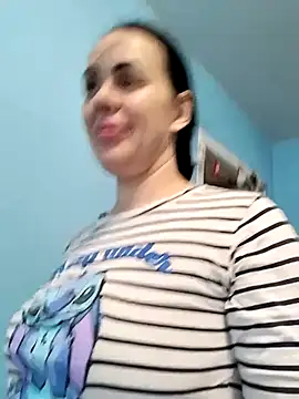 Snapshot of Stefaniyaxq chatting on 12.02.25 Stefaniyaxq online show from 12.02.25