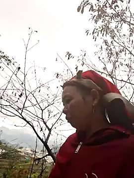 miomio-12 online show from 10.21.25