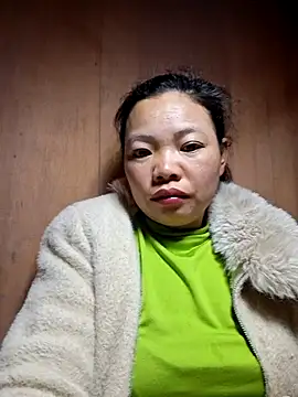 Snapshot of miomio-12 chatting on 02.11.26 miomio-12 online show from 02.11.26