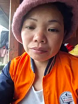 Snapshot of miomio-12 chatting on 02.25.26 miomio-12 online show from 02.25.26