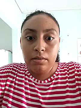 Snapshot of ZS_Oficial chatting on 10.26.25 ZS Oficial online show from 10.26.25