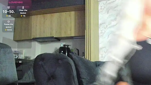 Snapshot of Daisy_Abby03 chatting on 10.12.25 Daisy Abby03 online show from 10.12.25