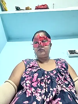 misti02 online show from 10.17.25