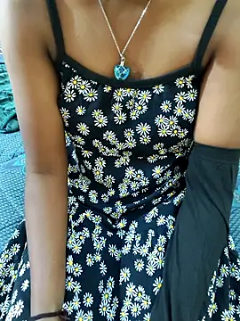 Snapshot of Chennai-couples chatting on 10.30.25 Chennai-couples online show from 10.30.25