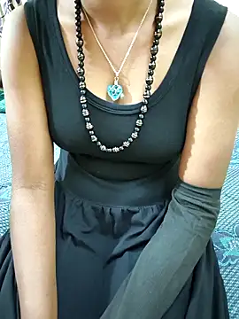 Snapshot of Chennai-couples chatting on 11.04.25 Chennai-couples online show from 11.04.25