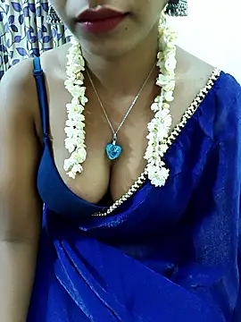 Snapshot of Chennai-couples chatting on 11.19.25 Chennai-couples online show from 11.19.25