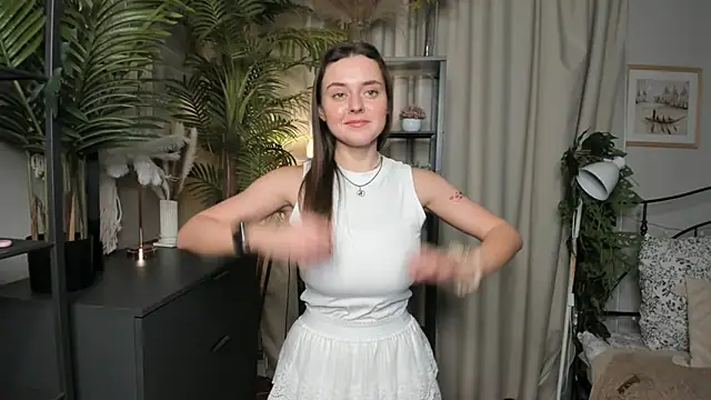 ThelmaJusto online show from 10.23.25