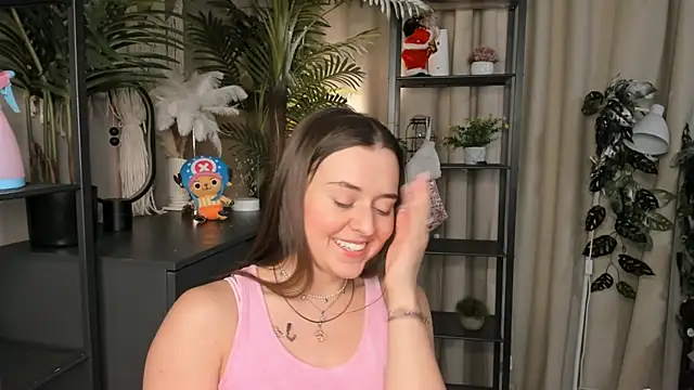 ThelmaJusto online show from 02.02.26