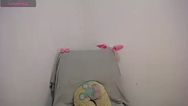 Snapshot of Keyli_sweet chatting on 10.21.25 Keyli sweet online show from 10.21.25