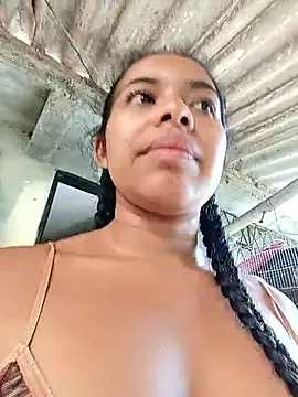 Snapshot of Amayavaldes chatting on 01.07.26 Amayavaldes online show from 01.07.26