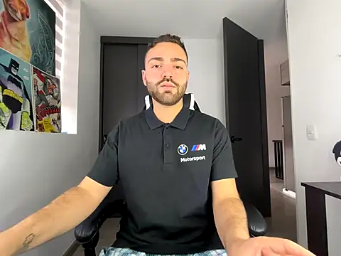 Snapshot of Nathan_Ryder chatting on 10.06.25 Nathan Ryder online show from 10.06.25