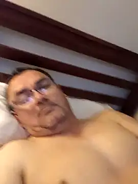 Snapshot of Alfred_00000 chatting on 10.06.25 Alfred 00000 online show from 10.06.25