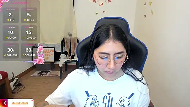 LoveLyy- online show from 03.30.26