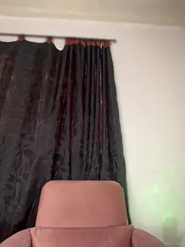 AlannaDollx online show from 02.22.26