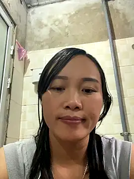 Snapshot of Pii_x chatting on 10.27.25 Pii x online show from 10.27.25