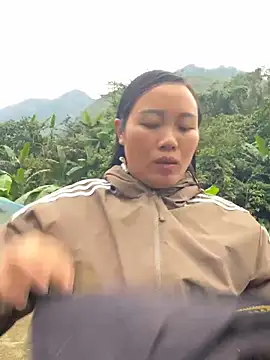 Snapshot of Pii_x chatting on 11.21.25 Pii x online show from 11.21.25