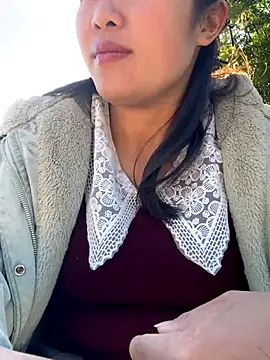 Snapshot of Pii_x chatting on 11.26.25 Pii x online show from 11.26.25