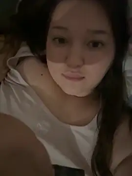 Twinklelove25 online show from 10.06.25