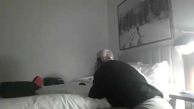 nvthvn555 online show from 11.22.25