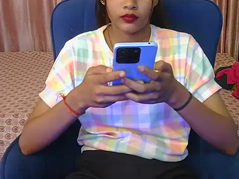 yours-angell online show from 10.09.25