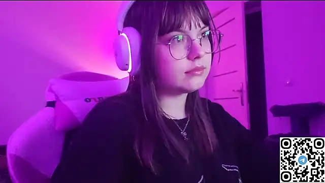 KristiBloom online show from 12.14.25