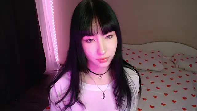 Snapshot of NaemiiBlush chatting on 11.12.25 NaemiiBlush online show from 11.12.25