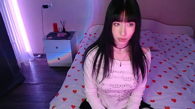 Snapshot of NaemiiBlush chatting on 11.23.25 NaemiiBlush online show from 11.23.25