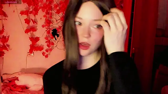 HoneyDazzle online show from 10.05.25