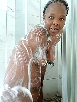 Snapshot of Bigboobsbooty chatting on 01.11.26 Bigboobsbooty online show from 01.11.26