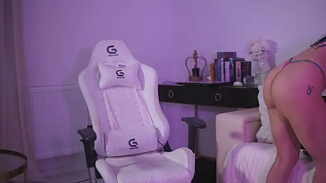 GiaInked online show from 12.19.25