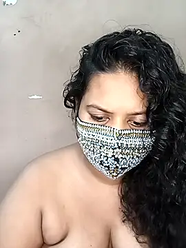 Snapshot of Mallika-collage chatting on 11.23.25 Mallika-collage online show from 11.23.25