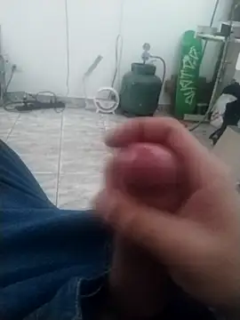 Snapshot of Jamasssss chatting on 10.25.25 Jamasssss online show from 10.25.25