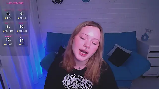 AuroraMour online show from 10.20.25